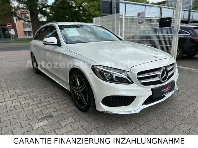 Gebraucht Mercedes C220 AMG line 170 PS (125 kW) 2018 Weiß Limousine