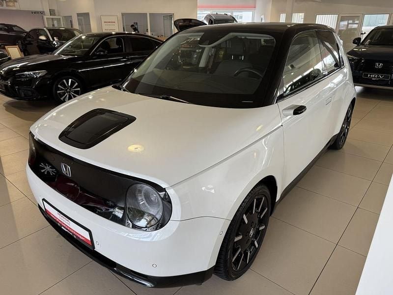 Gebraucht Honda e Advance 113 kW (154 PS) 2021 Platinum white pearl Kleinwagen