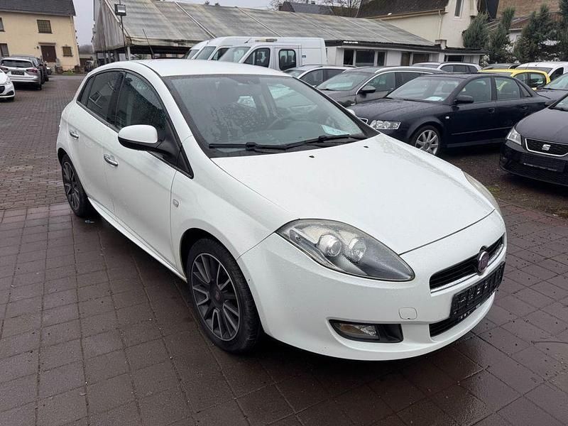 Gebraucht Fiat Bravo Active 105 PS (77 kW) 2012 Kleinwagen