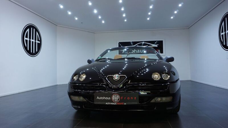 Gebraucht Alfa Romeo Spider 155 PS (114 kW) 2000 Schwarz Cabrio