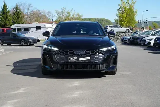 Gebraucht Audi A5 S-Line 204 PS (150 kW) 2025 Schwarz Kombi