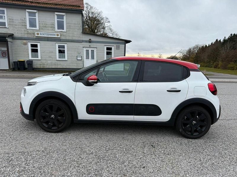 Gebraucht Citroën C3 Shine 110 PS (80 kW) 2018 Weiß Limousine