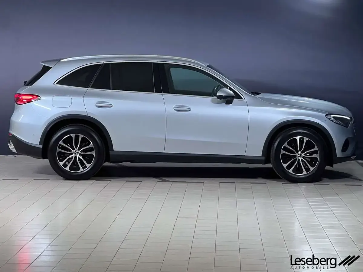 Gebraucht Mercedes GLC220 Avantgarde 197 PS (144 kW) 2025 Hightechsilber SUV