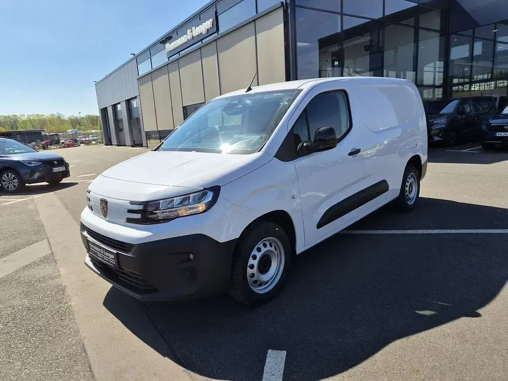 Neu Peugeot Partner Comfort 131 PS (96 kW) 2026 Weiß Van / Kleinbus