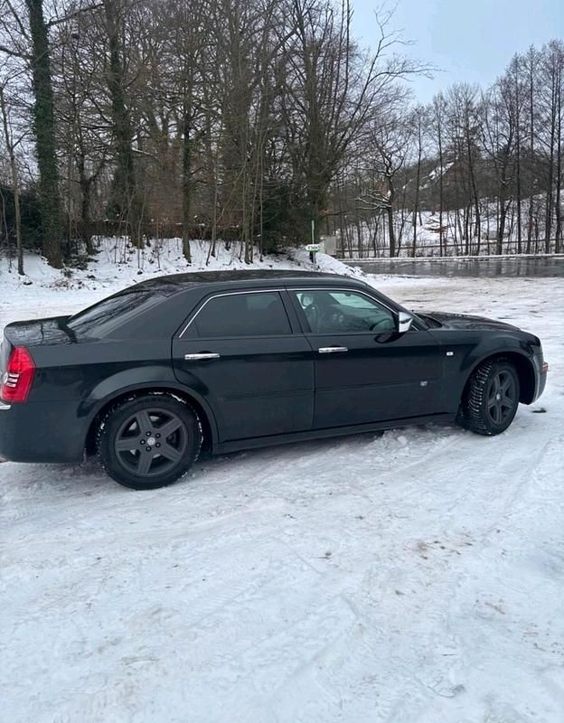 Gebraucht Chrysler 300C 193 PS (141 kW) 2010 Schwarz Limousine
