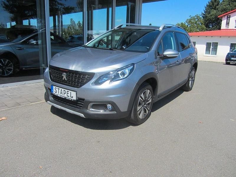 Silber Gebraucht 2019 Peugeot 2008 Allure SUV | 13.650 € (Guter Preis) - Bild 1/4