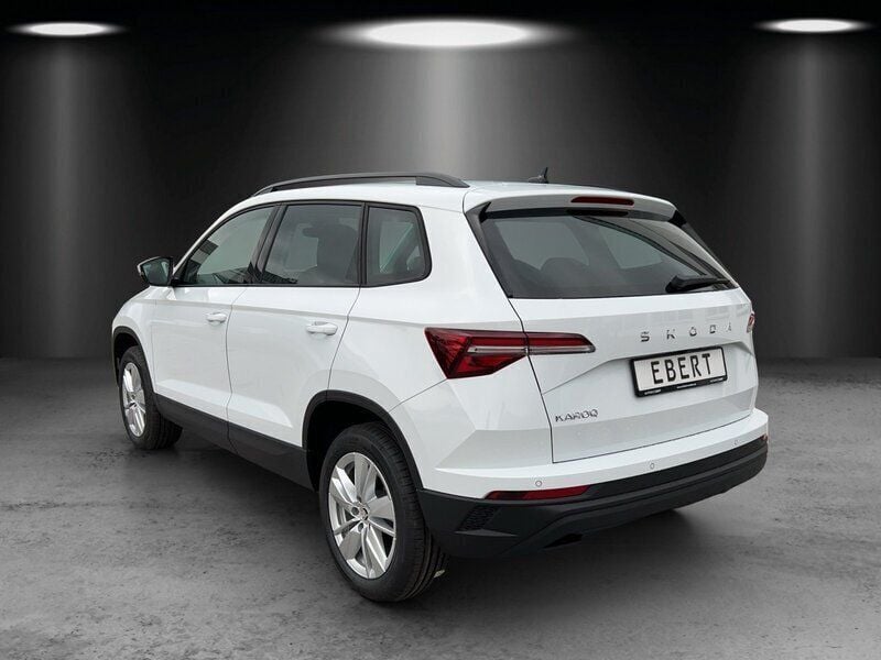 Gebraucht Skoda Karoq Selection 150 PS (110 kW) 2024 Moonweiß perleffekt SUV