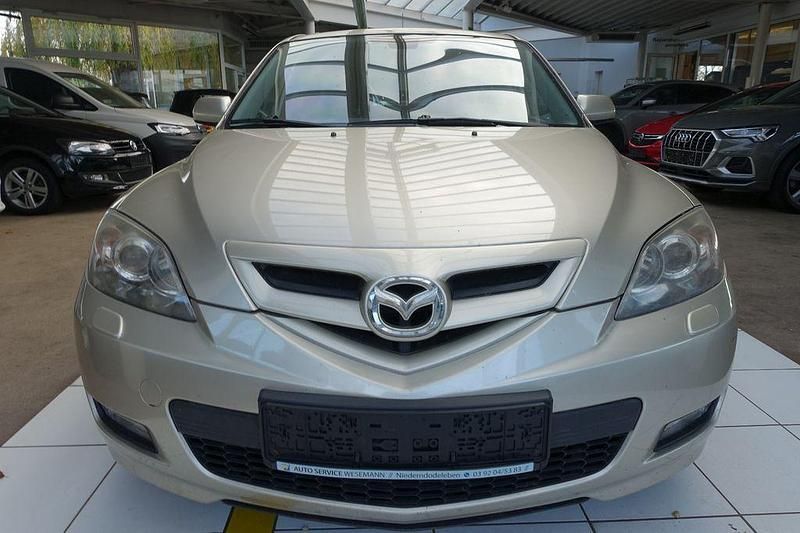 Silber Gebraucht 2009 Mazda 3 Active Limousine | 2.490 € (Fairer Preis) - Bild 1/4