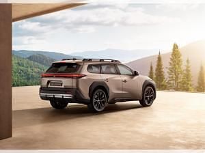 Neu Toyota bZ4X 164 kW (224 PS) 2026 Silber (ice silver metallic) SUV