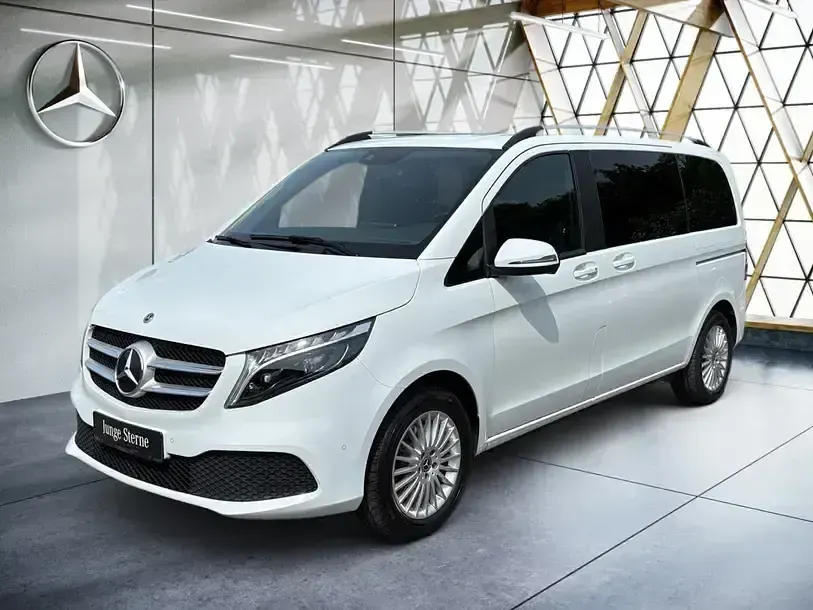 Gebraucht Mercedes V250 Edition 190 PS (139 kW) 2023 Weiss Van / Kleinbus
