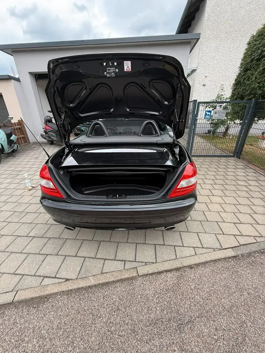 Gebraucht Mercedes SLK350 200 PS (147 kW) 2007 Schwarz Cabrio
