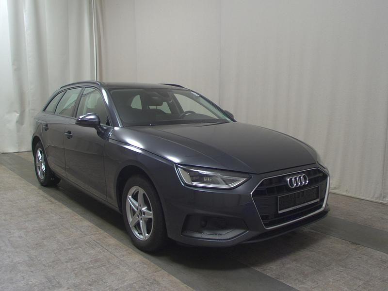 Second-hand Audi A4 Sport 163 CP (119 kW) 2021 Gri Break