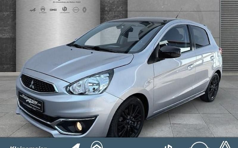 Schwarz Gebraucht 2019 Mitsubishi Space Star Diamant Edition Limousine | 9.990 € (Fairer Preis) - Bild 1/4