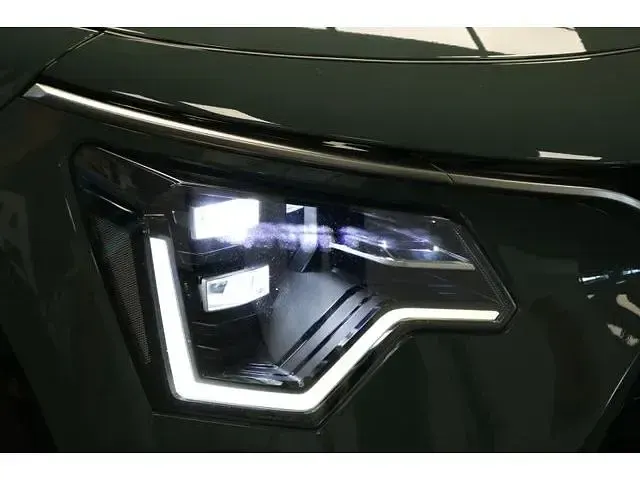 Gebraucht Kia Niro Spirit 105 PS (77 kW) 2022 Grün SUV