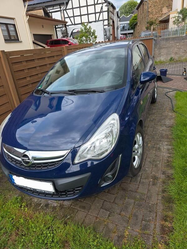 Blau Gebraucht 2011 Opel Corsa Kleinwagen | 2.599 € (Guter Preis) - Bild 1/4