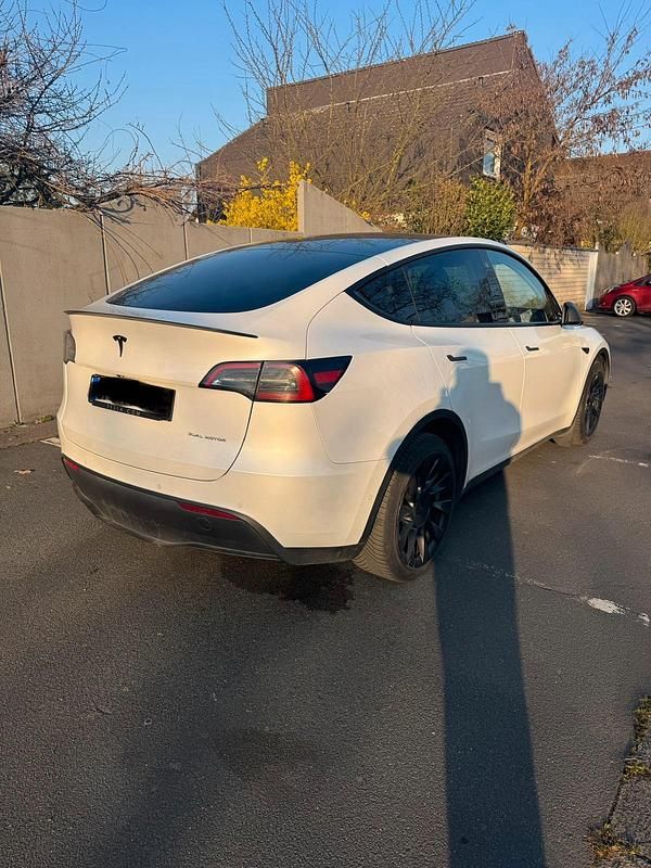Gebraucht Tesla Model Y Long Range AWD 378 kW (514 PS) 2022 Weiß SUV