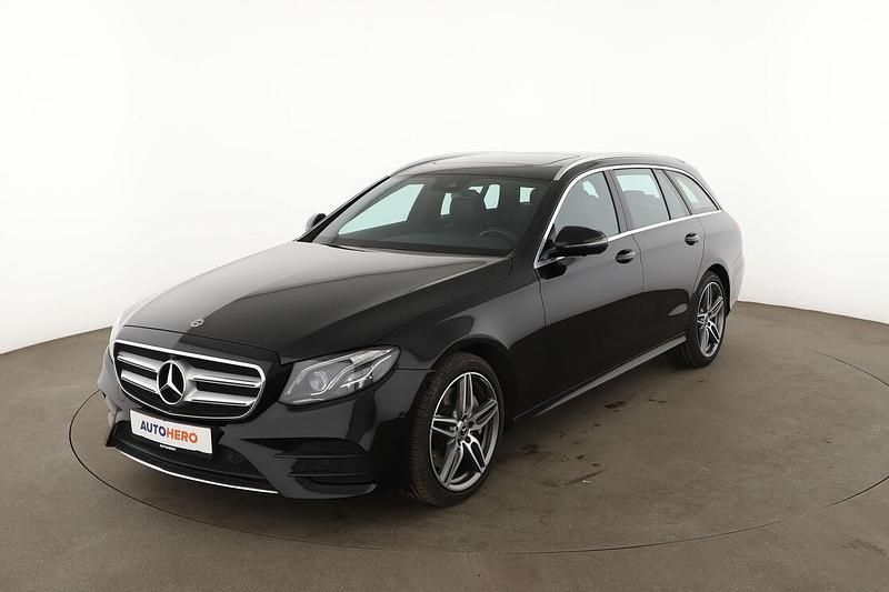 Gebraucht Mercedes E400 AMG line 330 PS (242 kW) 2020 Schwarz Kombi