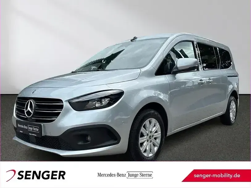 Gebraucht Mercedes T180 Progressive 131 PS (96 kW) 2025 Van / Kleinbus