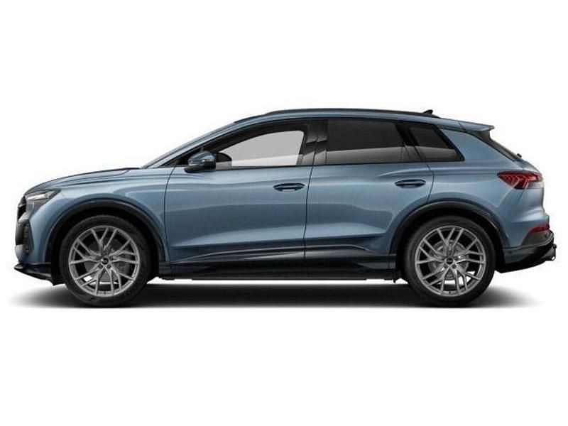 Gebraucht Audi Q4 e-tron Ambiente 210 kW (286 PS) 2025 Geysirblau metallic SUV