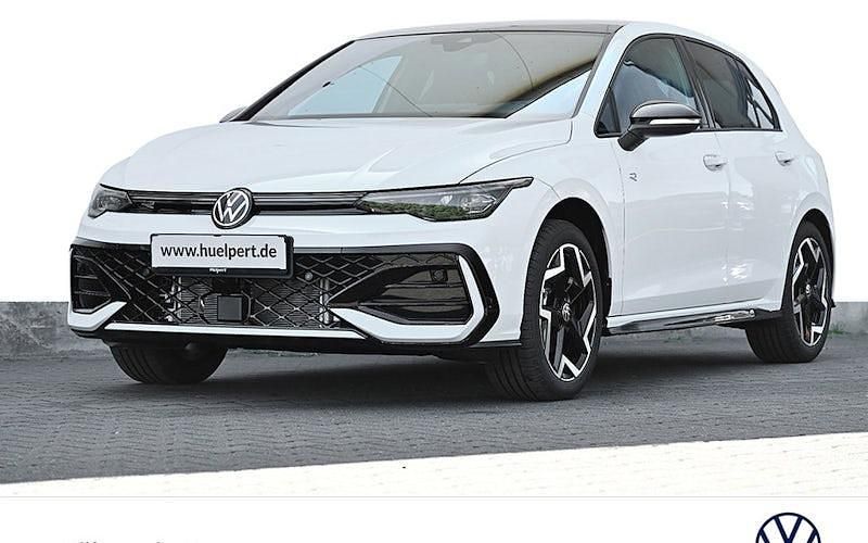 Pure white schwarz Gebraucht 2025 VW Golf VIII R-line Limousine | 35.880 € (Etwas zu teuer) - Bild 1/4