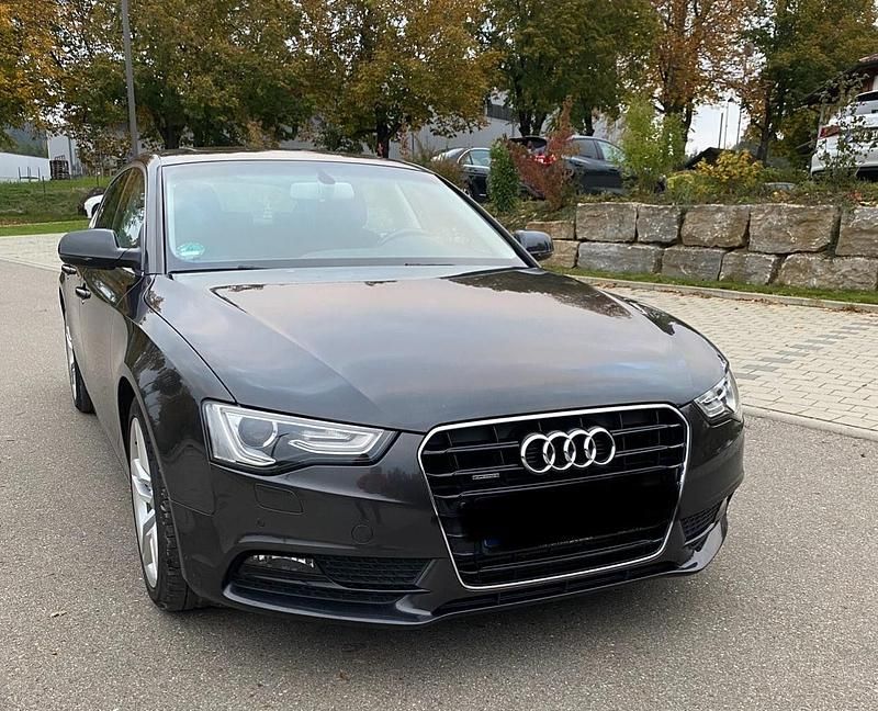 Grau Gebraucht 2013 Audi A5 Sportback Limousine | 8.499 € (Guter Preis) - Bild 1/4