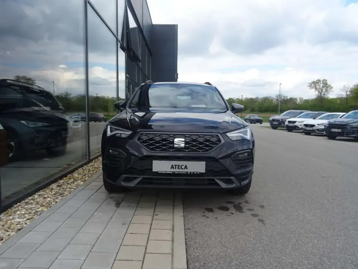 Neu Seat Ateca FR 150 PS (110 kW) 2026 Magic schwarz (metallic) SUV