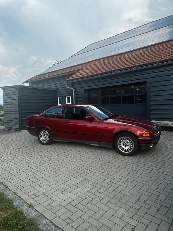 Gebraucht 1994 BMW 325 Basis Coupé | 8.200 € - Bild 1/4