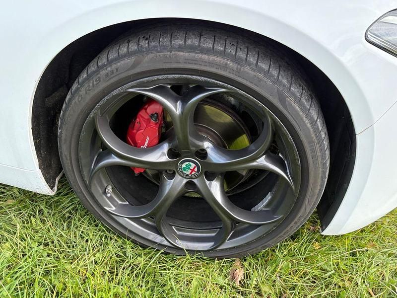 Gebraucht Alfa Romeo Giulia Super 200 PS (147 kW) 2017 Weiß Limousine