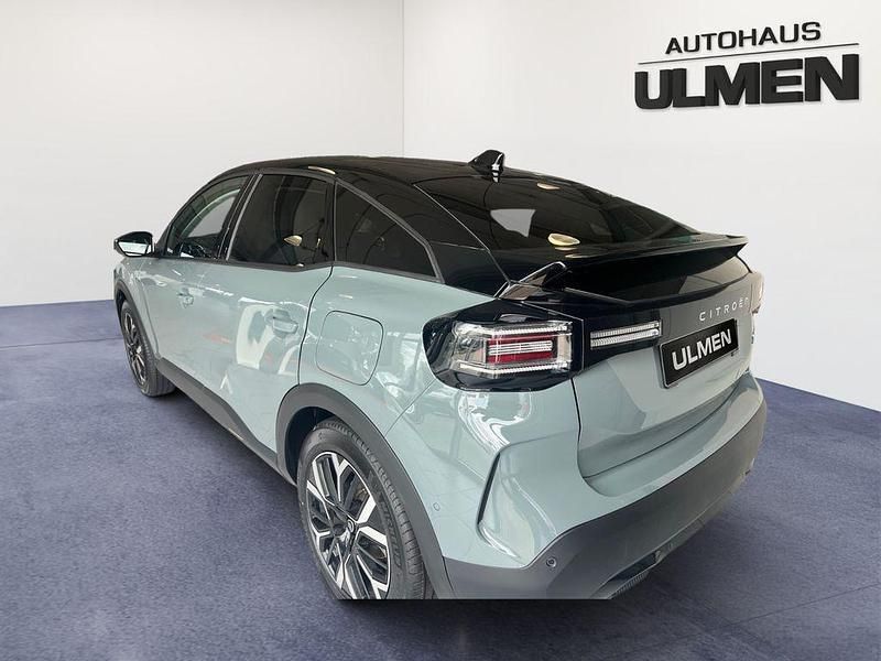 Neu Citroën e-C4 114 kW (156 PS) 2025 Grün Limousine