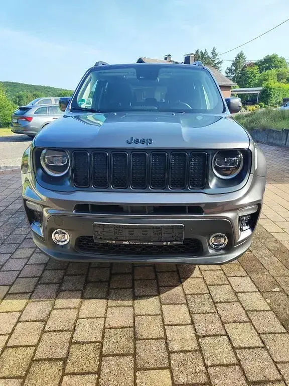 Gebraucht Jeep Renegade 150 PS (110 kW) 2021 Grau SUV