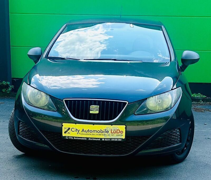 Grau Gebraucht 2010 Seat Ibiza SC Reference Kleinwagen | 4.880 € (Fairer Preis) - Bild 1/4