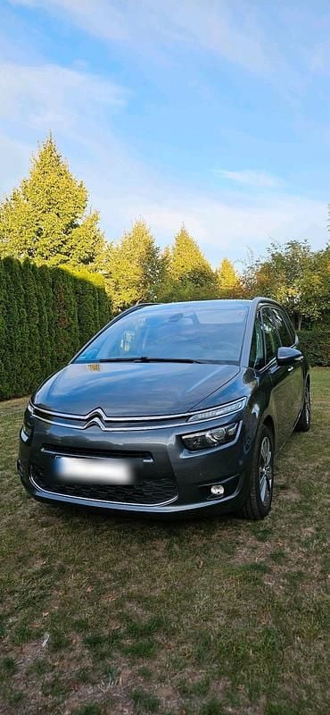 Grau Gebraucht 2016 Citroën Grand C4 Picasso Van / Kleinbus | 9.250 € (Superpreis) - Bild 1/4