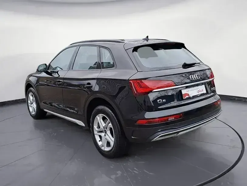 Używany Audi Q5 Advanced Plus 265 KM (194 kW) 2023 Czarny SUV