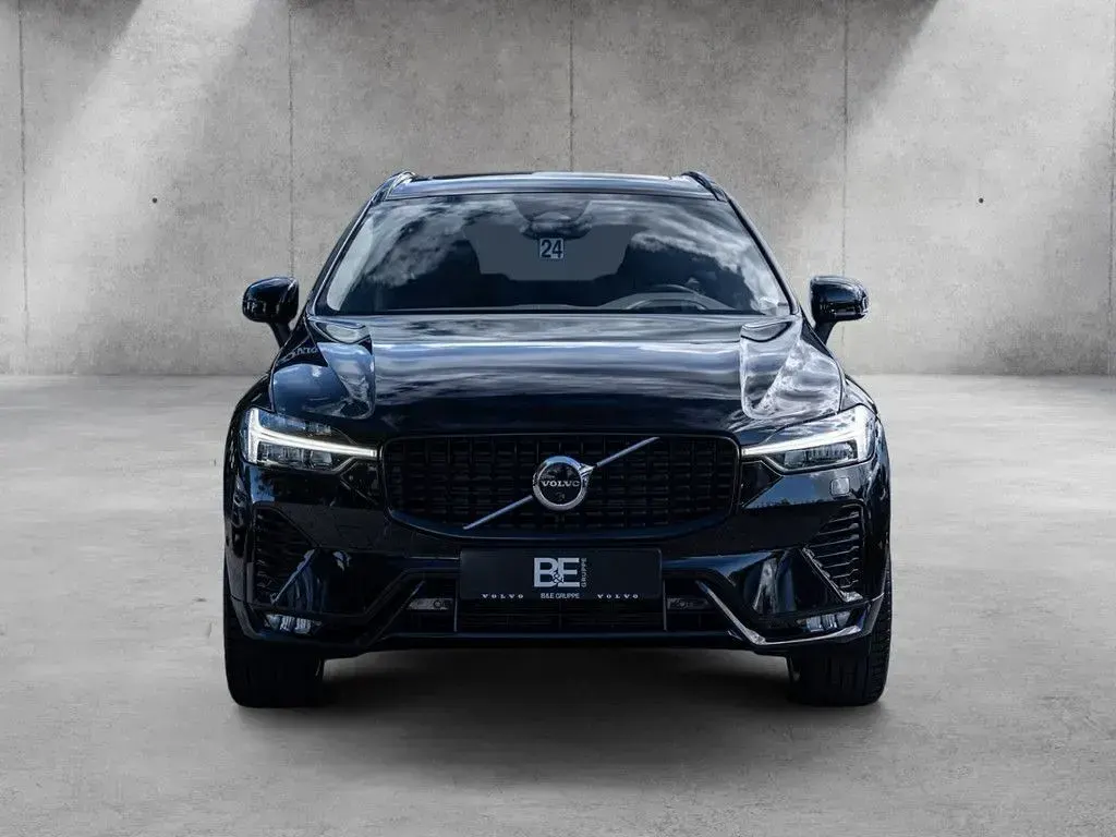 Gebraucht Volvo XC60 Ultimate 197 PS (144 kW) 2023 Schwarz SUV