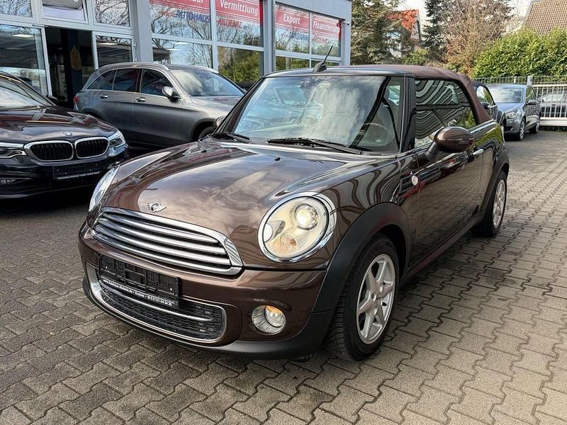 Second-hand Mini Cooper D Cabriolet 111 CP (81 kW) 2012 Maro Cabrio