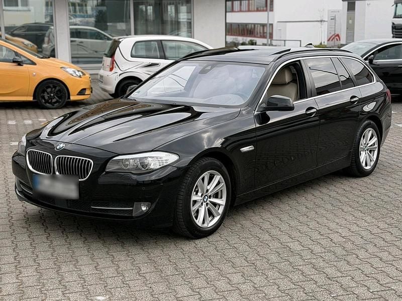 Gebraucht BMW 525 218 PS (160 kW) 2012 Schwarz Kombi