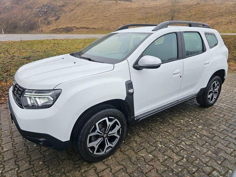 Gebraucht Dacia Duster 150 PS (110 kW) 2022 Weiß SUV