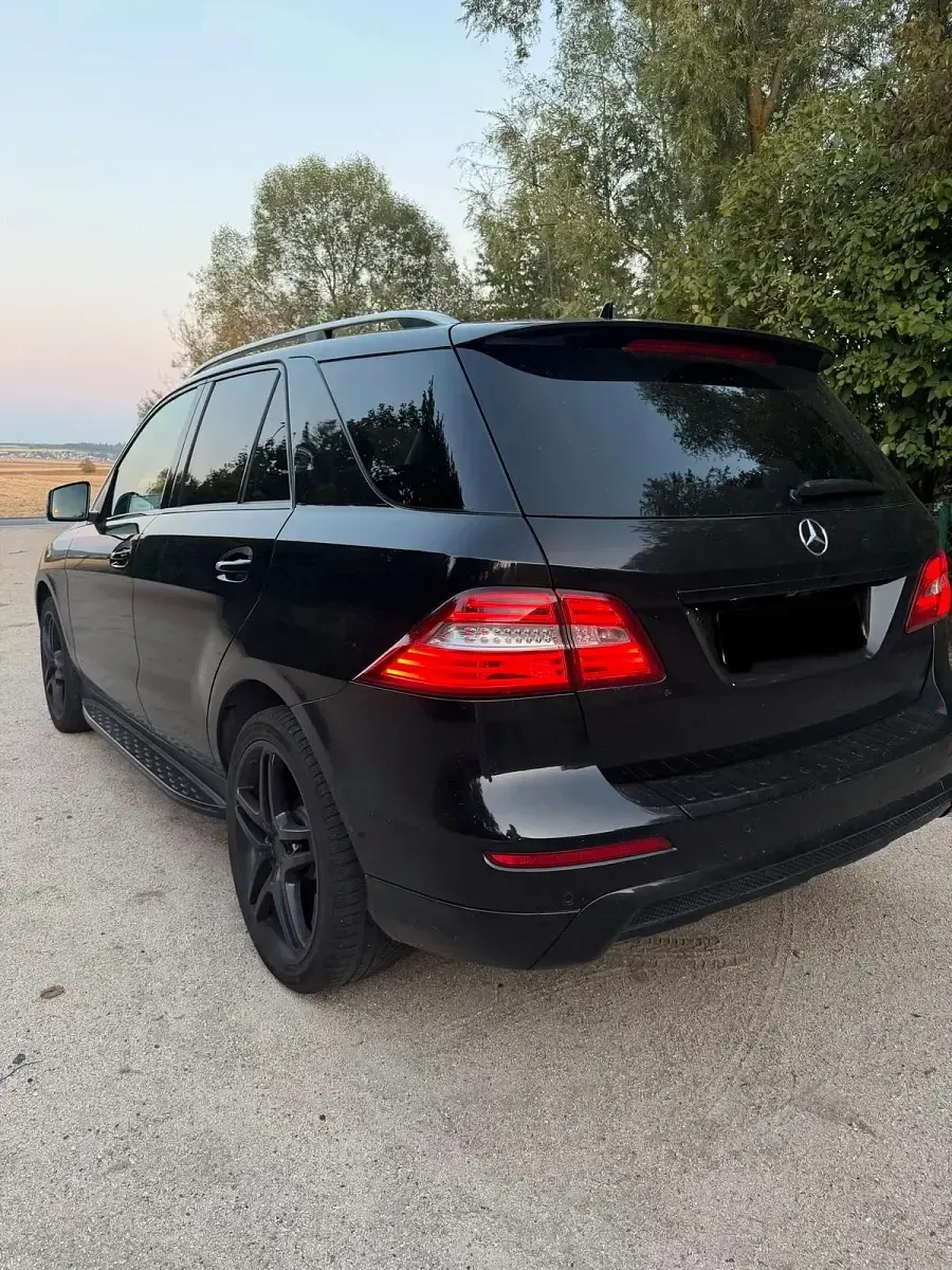 Gebraucht Mercedes ML350 AMG 258 PS (189 kW) 2013 Schwarz SUV