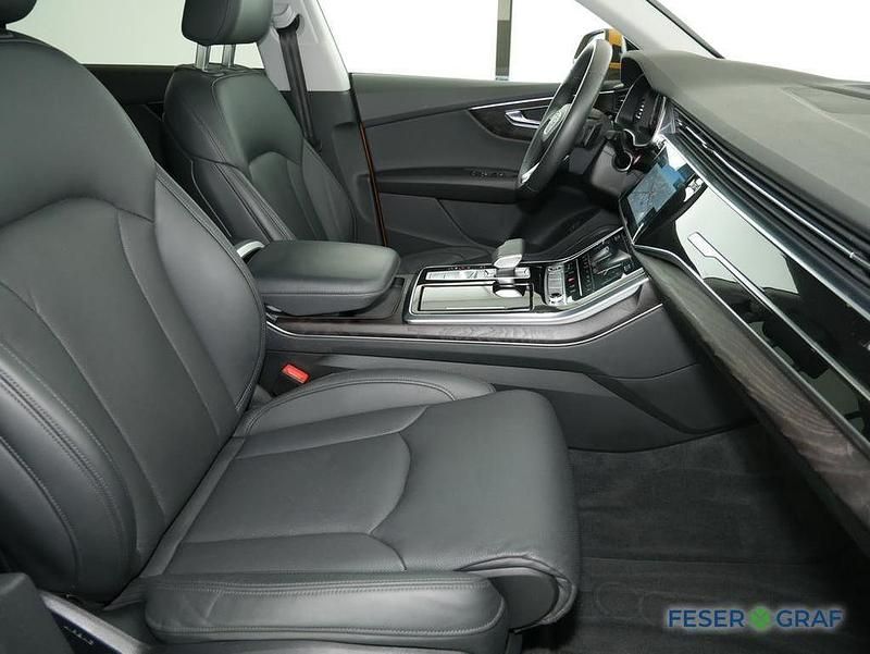 Gebraucht Audi Q8 Ambiente 286 PS (210 kW) 2022 Orange SUV