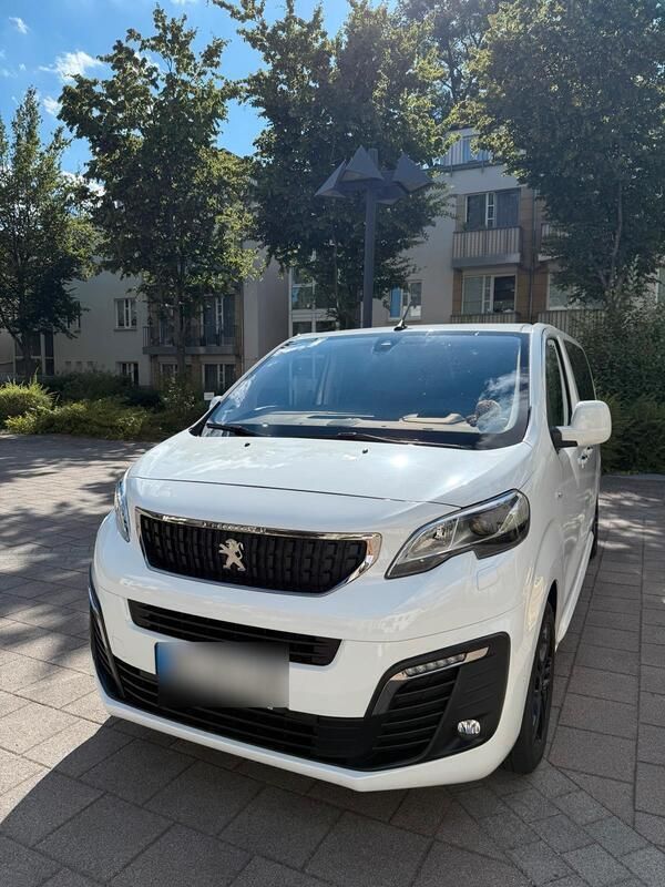 Weiß Gebraucht 2019 Peugeot Traveller Van / Kleinbus | 29.500 € (Fairer Preis) - Bild 1/4
