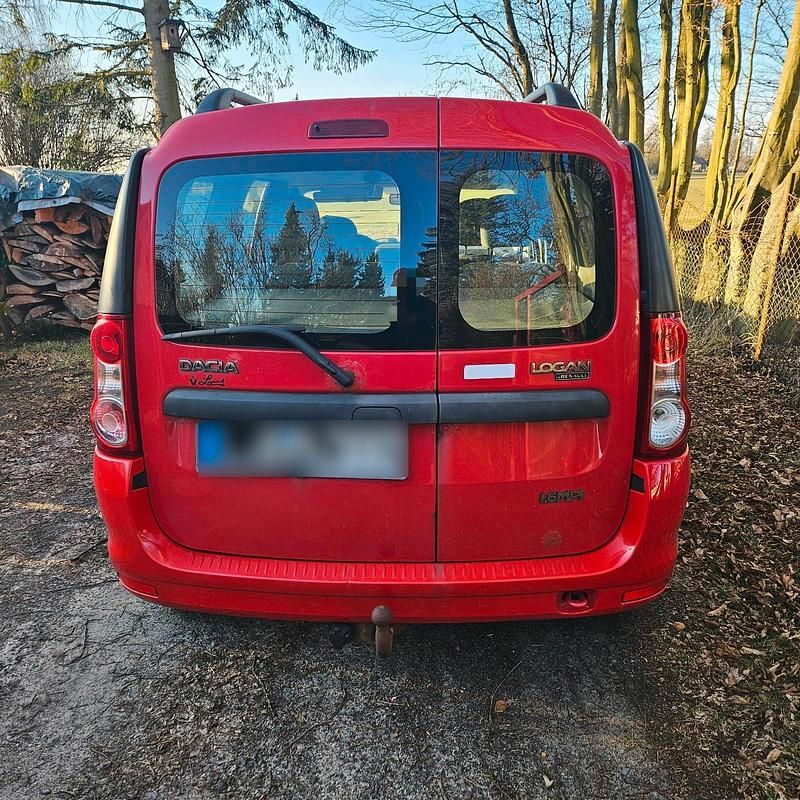 Gebraucht Dacia Logan 89 PS (65 kW) 2009 Rot Kombi