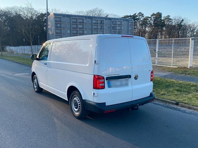 Gebraucht VW Transporter 150 PS (110 kW) 2017 Weiß Van