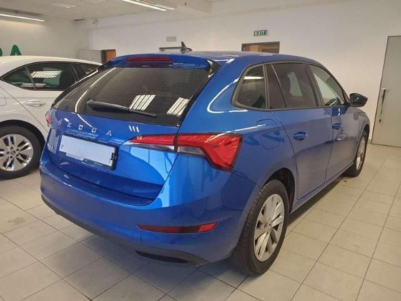 Gebraucht Skoda Scala Ambition 150 PS (110 kW) 2023 Blau Kleinwagen
