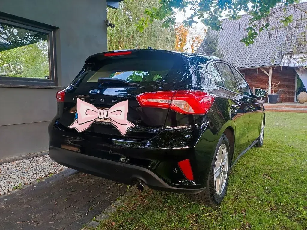 Gebraucht Ford Focus Cool & Connect 120 PS (88 kW) 2019 Schwarz Limousine
