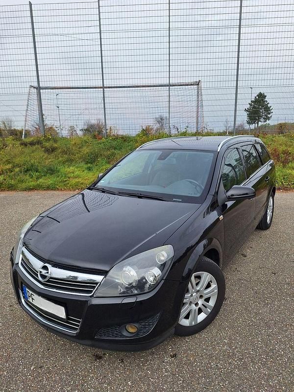 Gebraucht Opel Astra Innovation 110 PS (80 kW) 2009 Schwarz Kombi