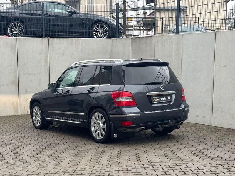 Gebraucht Mercedes GLK250 204 PS (150 kW) 2010 Grau SUV