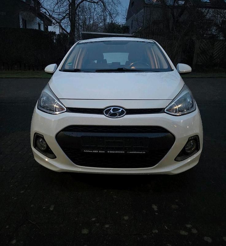 Weiß Gebraucht 2014 Hyundai i10 Kleinwagen | 5.500 € (Fairer Preis) - Bild 1/4