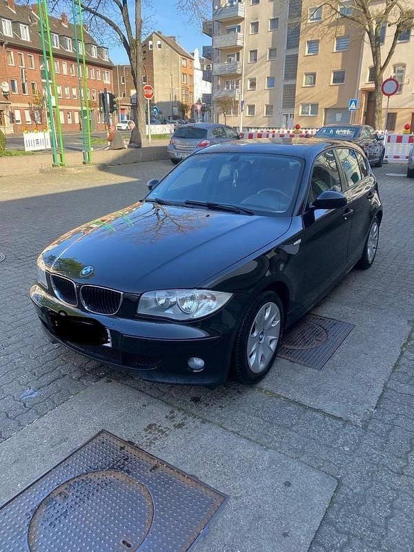 Schwarz Gebraucht 2007 BMW 118 Kleinwagen | 4.500 € (Fairer Preis) - Bild 1/2