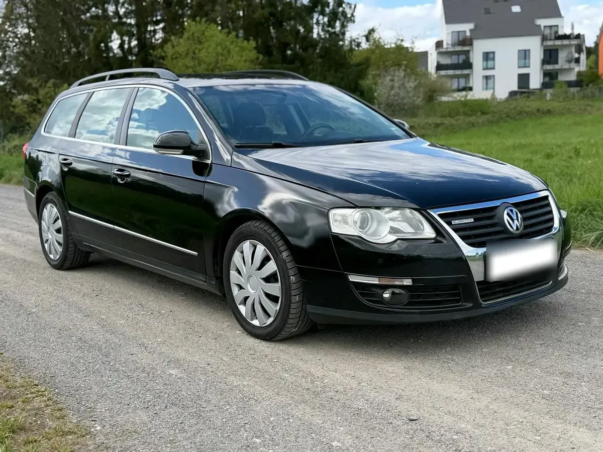 Gebraucht VW Passat Comfortline 2009 Schwarz Kombi
