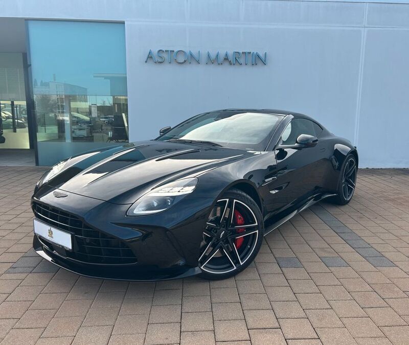 Schwarz Neu 2025 Aston Martin V8 Vantage Coupé | 244.510 € (Teuer) - Bild 1/4